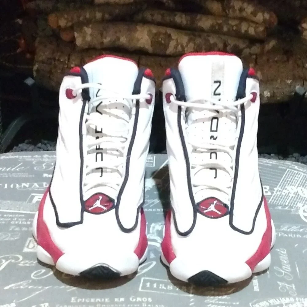 Kids Air Jordan Pro Strong Sneakers - Picture 2 of 4